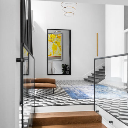 Prabangių apartamentų "HOFT" holas, Ryga. Interjero autorė: Zane Tetere-Šulce.