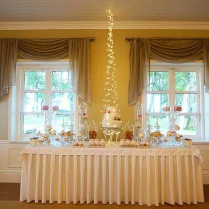 Restaurant "Jonaitiškio dvaras" (Jonaitiskiai, Lithuania). Designer: Antanas Ruminas